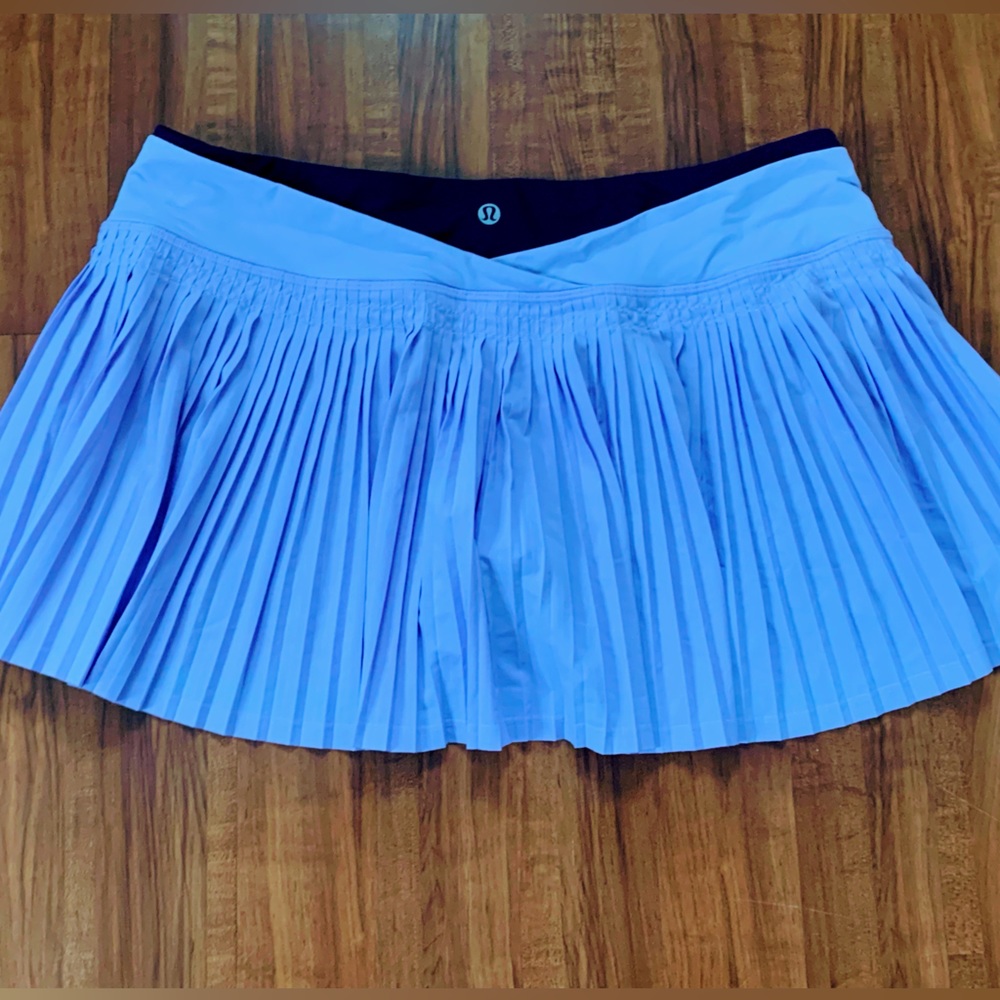 Lululemon athletic pleated skirt
